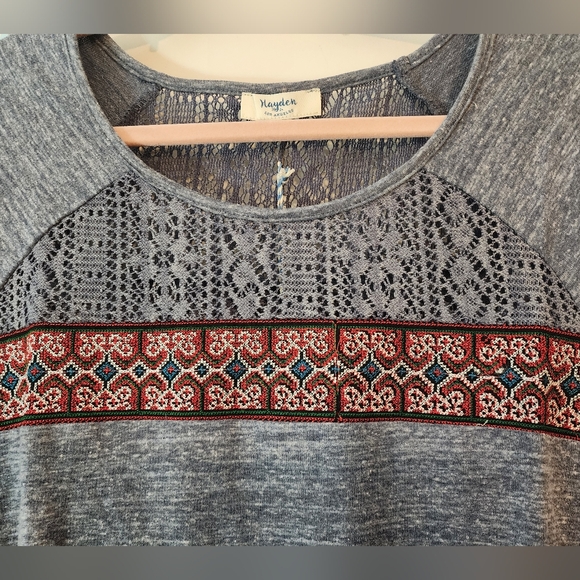 Hayden Blue-Gray Long Sleeve Top Medium Southwestern Native American NWT - Picture 2 of 7